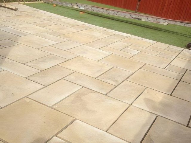 images/drives-paving/slider/drive-paving-2-kireth-ai.jpeg