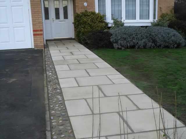 images/drives-paving/slider/drive-paving-6-kireth-ai.jpeg
